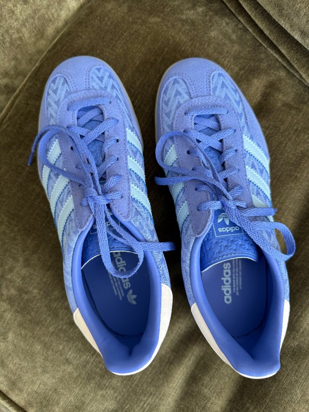 New Adidas Gazelle Women's 6.5W Sneakers Blue